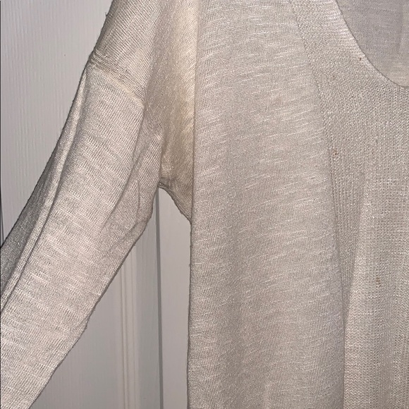 Banana Republic Sweater - Picture 5 of 5